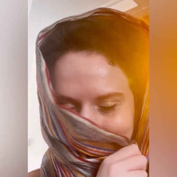 Meet your Posher, Jaqueline mae - Picture 2 of 11